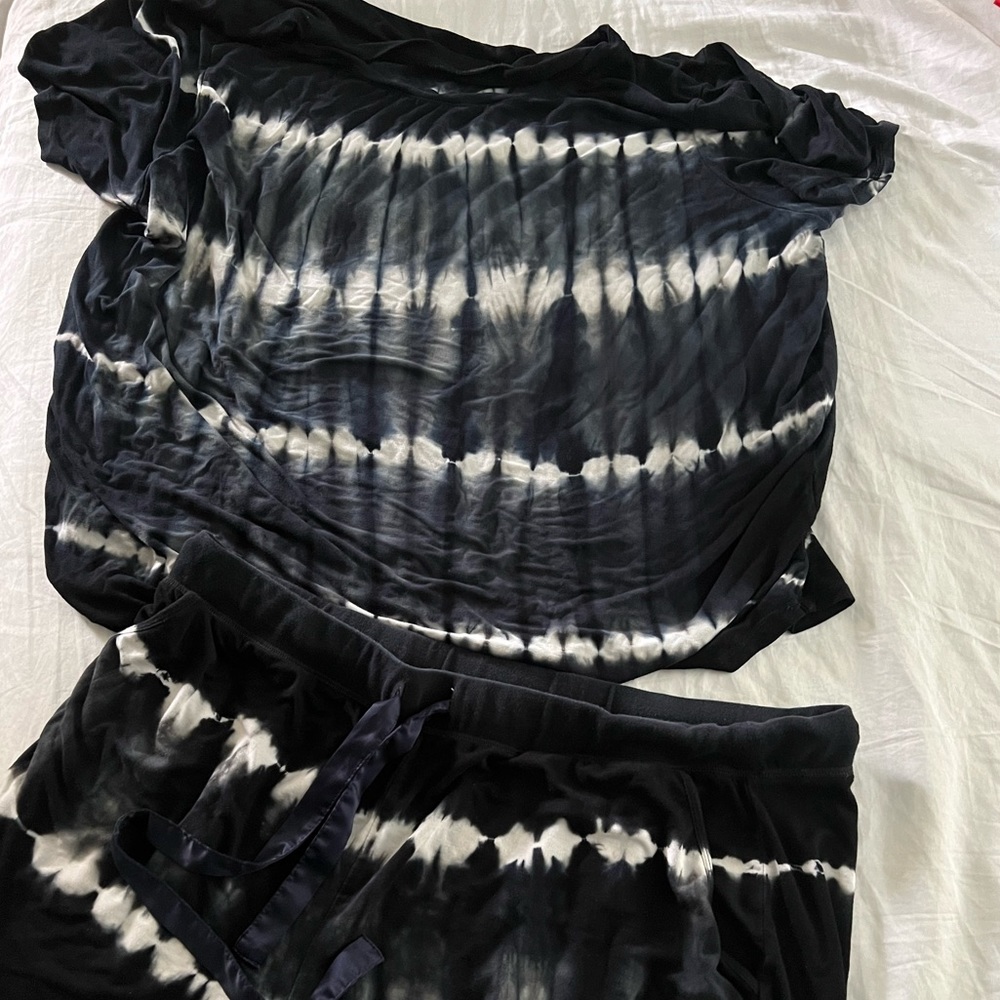 Torrid super soft sleepwear set size 2